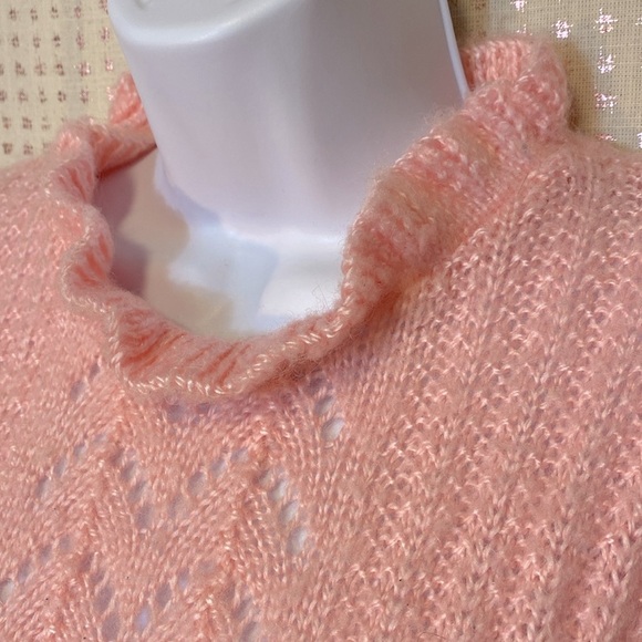 VINTAGE David Brett Pink Knit Sweater with Ruffle Neckline - Picture 4 of 6